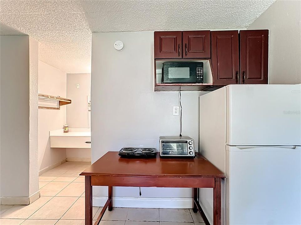 For Sale: $59,900 (0 beds, 1 baths, 276 Square Feet)