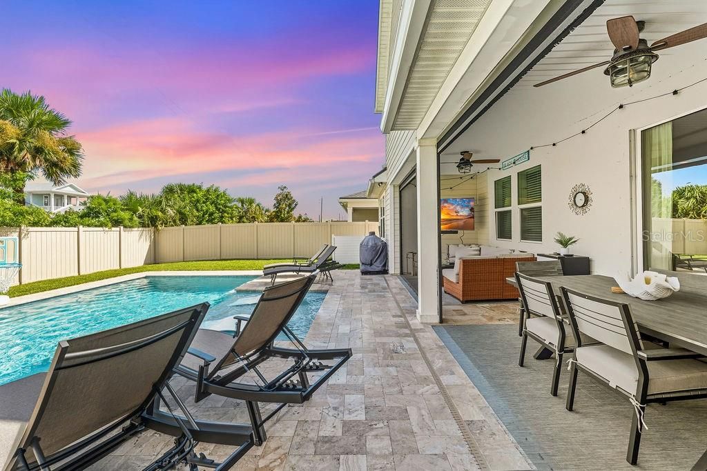 For Sale: $699,000 (4 beds, 3 baths, 2527 Square Feet)