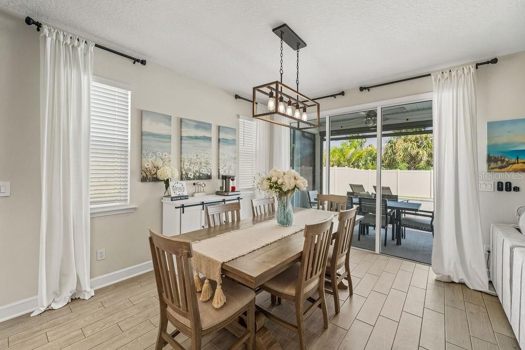 For Sale: $699,000 (4 beds, 3 baths, 2527 Square Feet)