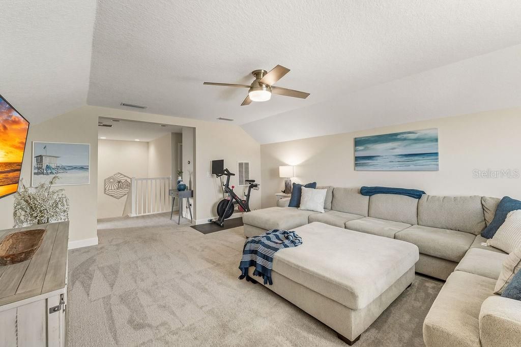 For Sale: $699,000 (4 beds, 3 baths, 2527 Square Feet)