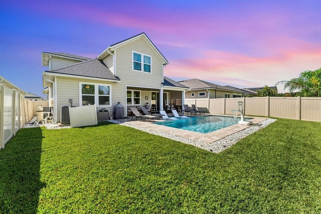 For Sale: $699,000 (4 beds, 3 baths, 2527 Square Feet)