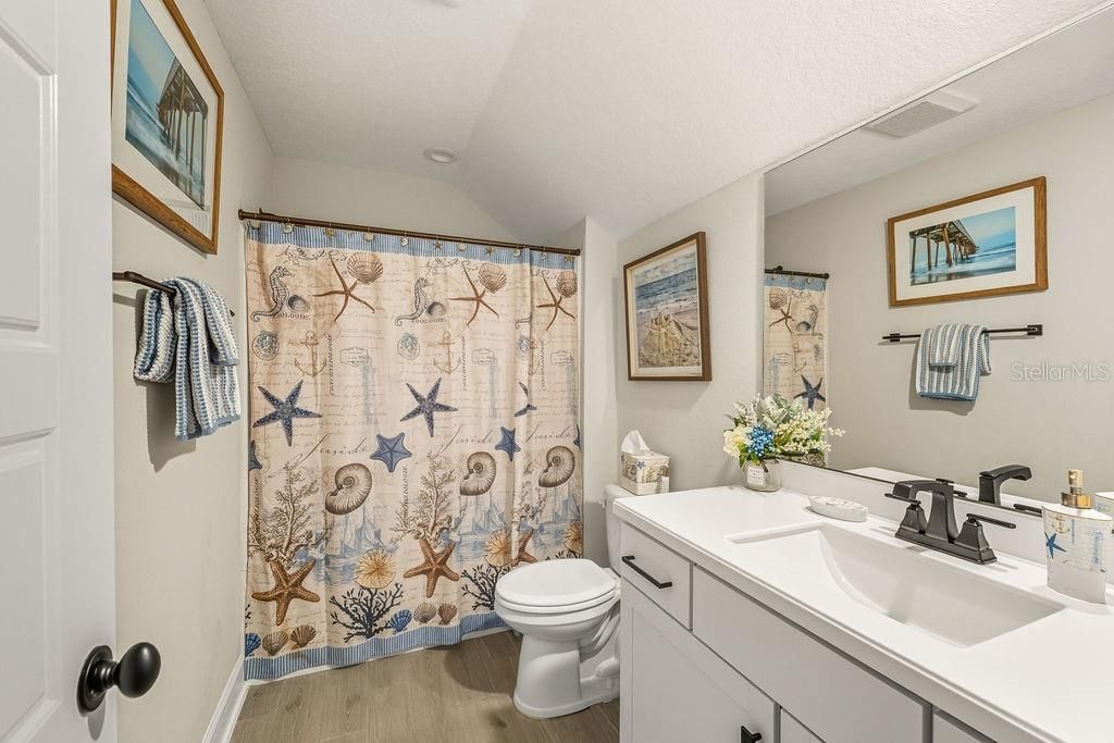 For Sale: $699,000 (4 beds, 3 baths, 2527 Square Feet)