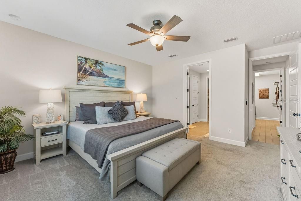 For Sale: $699,000 (4 beds, 3 baths, 2527 Square Feet)