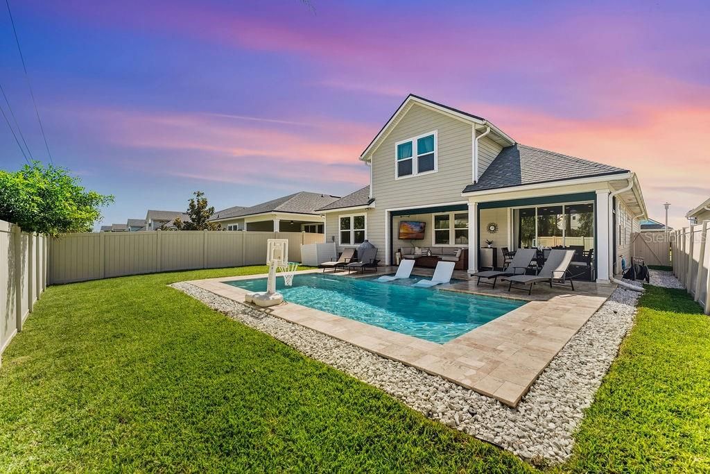 For Sale: $699,000 (4 beds, 3 baths, 2527 Square Feet)