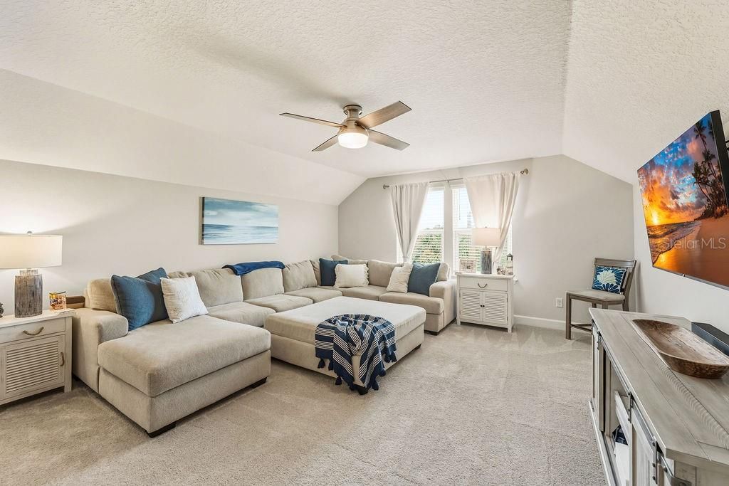 For Sale: $699,000 (4 beds, 3 baths, 2527 Square Feet)