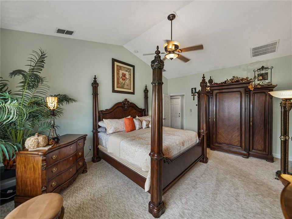 待售: $1,100,000 (3 贝兹, 3 浴室, 3281 平方英尺)