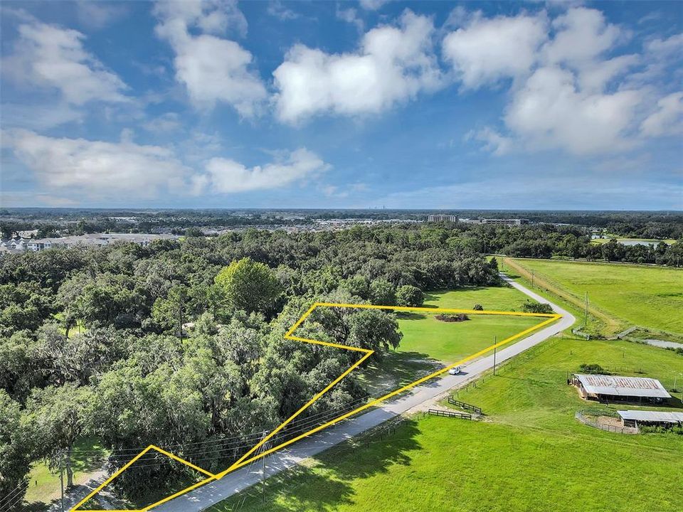 待售: $800,000 (4 贝兹, 2 浴室, 1340 平方英尺)