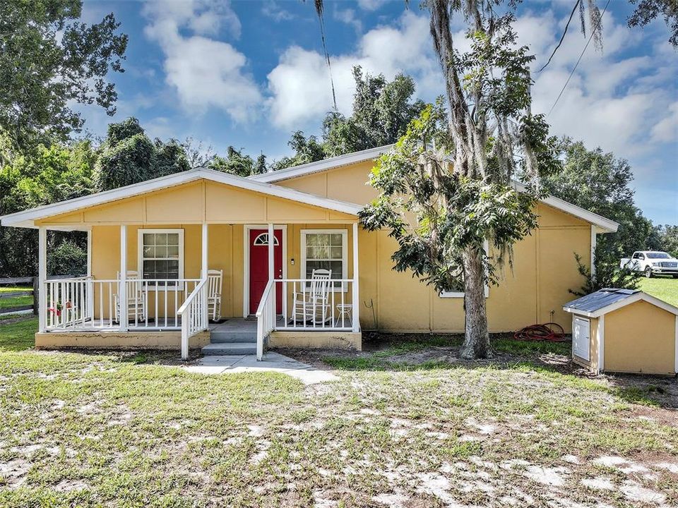 待售: $800,000 (4 贝兹, 2 浴室, 1340 平方英尺)