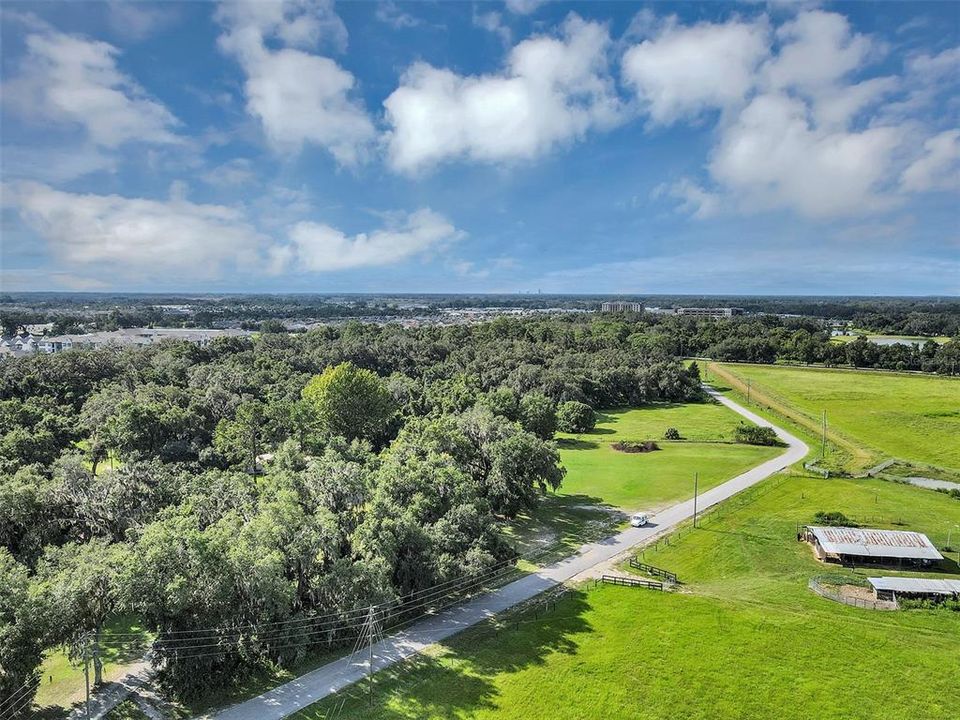 待售: $800,000 (4 贝兹, 2 浴室, 1340 平方英尺)