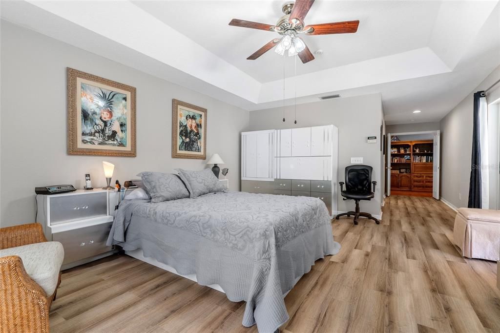 For Sale: $685,000 (3 beds, 2 baths, 2053 Square Feet)