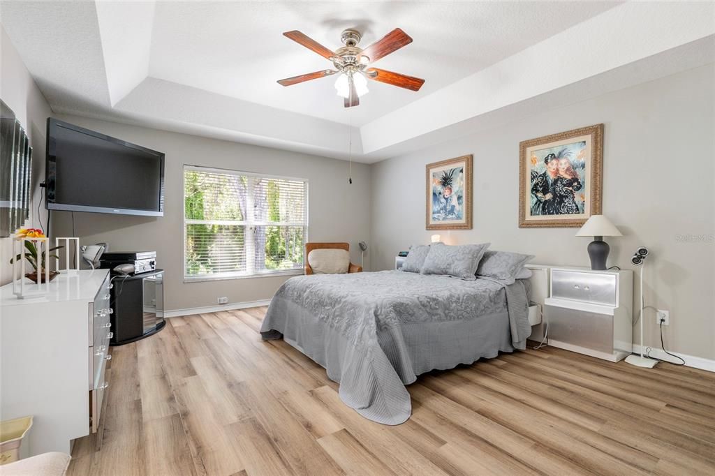 For Sale: $685,000 (3 beds, 2 baths, 2053 Square Feet)