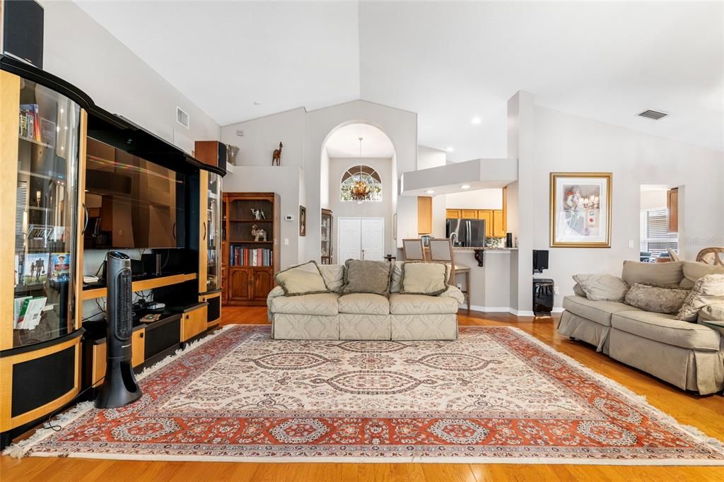 For Sale: $685,000 (3 beds, 2 baths, 2053 Square Feet)