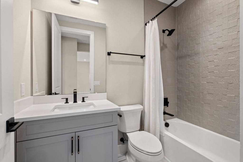 For Sale: $2,270,000 (4 beds, 3 baths, 4685 Square Feet)