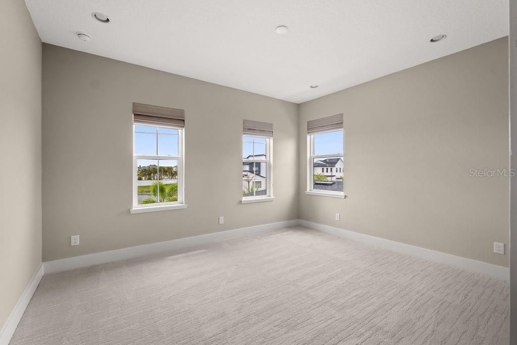 For Sale: $2,270,000 (4 beds, 3 baths, 4685 Square Feet)