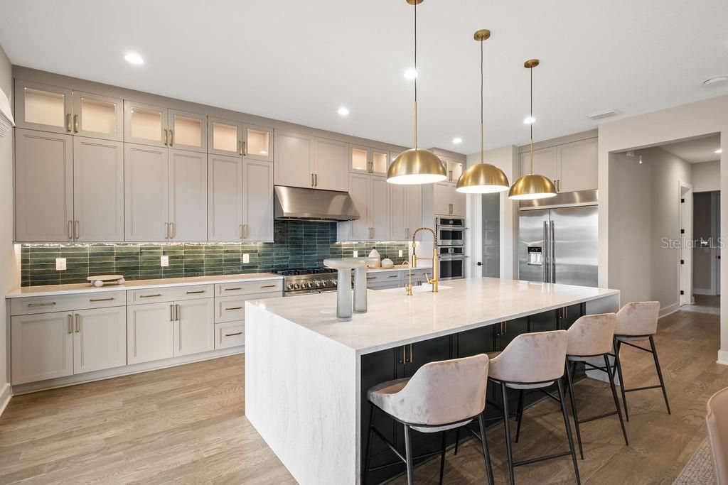 For Sale: $2,270,000 (4 beds, 3 baths, 4685 Square Feet)