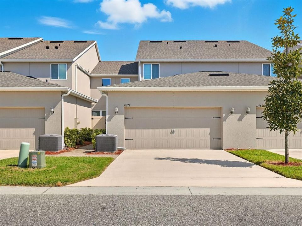 Active With Contract: $455,000 (3 beds, 2 baths, 2001 Square Feet)