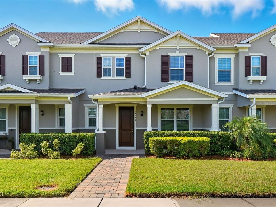 Active With Contract: $455,000 (3 beds, 2 baths, 2001 Square Feet)