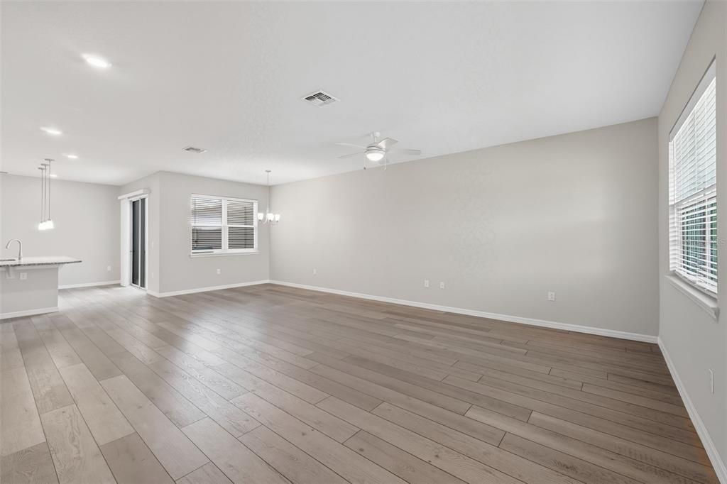 Active With Contract: $455,000 (3 beds, 2 baths, 2001 Square Feet)