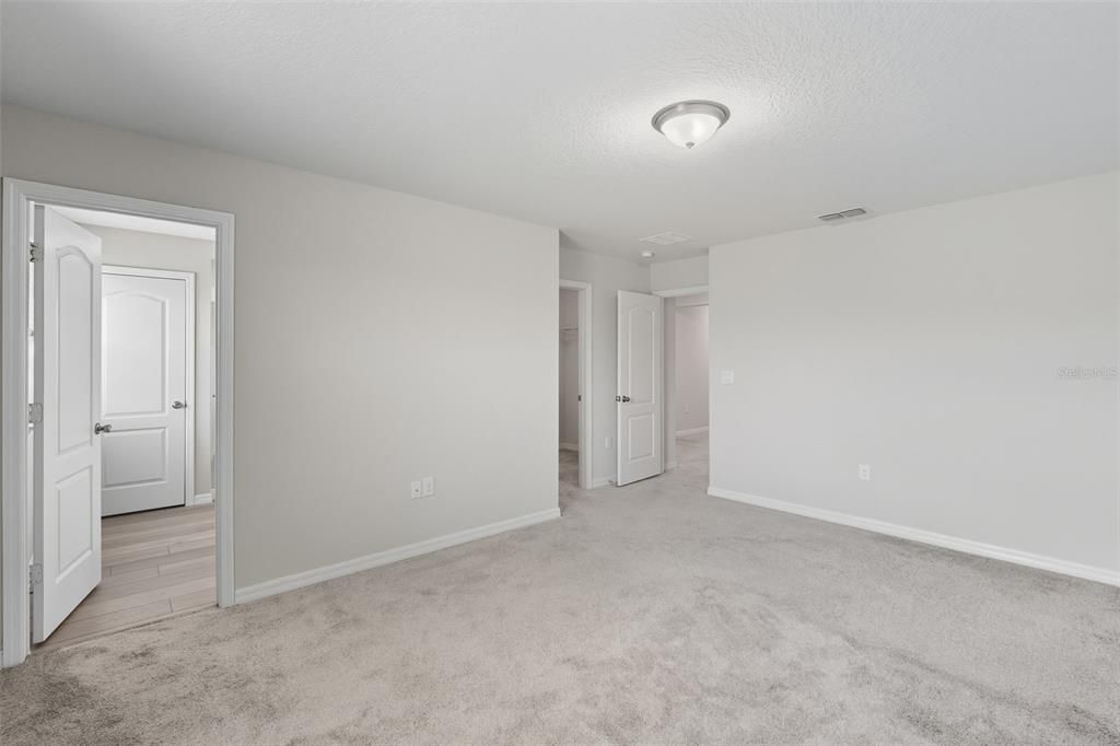 Active With Contract: $455,000 (3 beds, 2 baths, 2001 Square Feet)