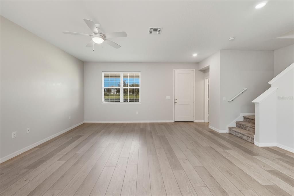 Active With Contract: $455,000 (3 beds, 2 baths, 2001 Square Feet)