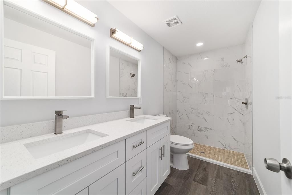 Activo con contrato: $244,900 (3 camas, 2 baños, 1380 Pies cuadrados)