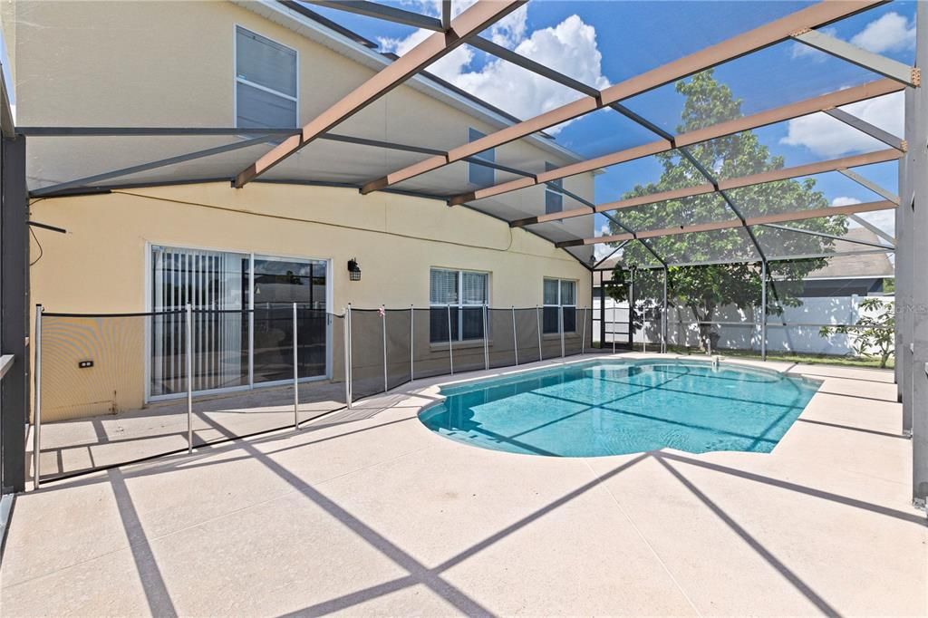 Active With Contract: $350,000 (4 beds, 2 baths, 2103 Square Feet)