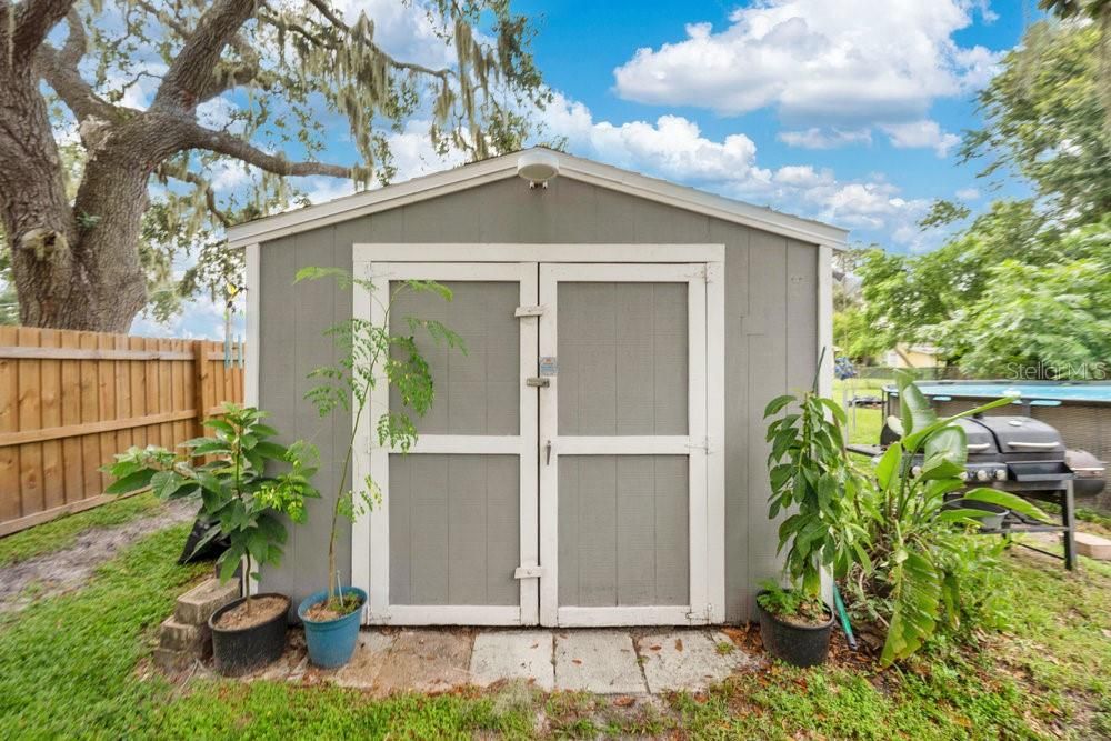 Activo con contrato: $189,500 (2 camas, 1 baños, 990 Pies cuadrados)