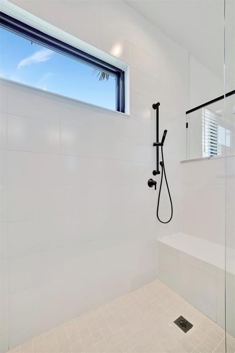 En Renta: $6,500 (3 camas, 2 baños, 2354 Pies cuadrados)