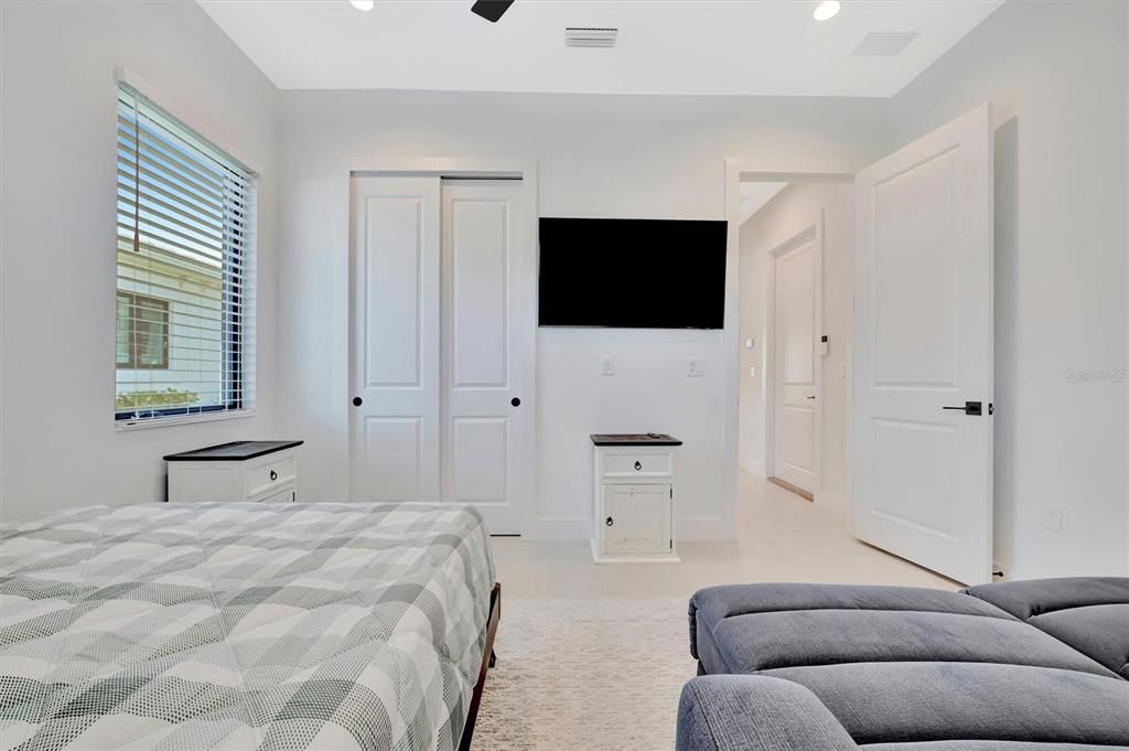 En Renta: $6,500 (3 camas, 2 baños, 2354 Pies cuadrados)