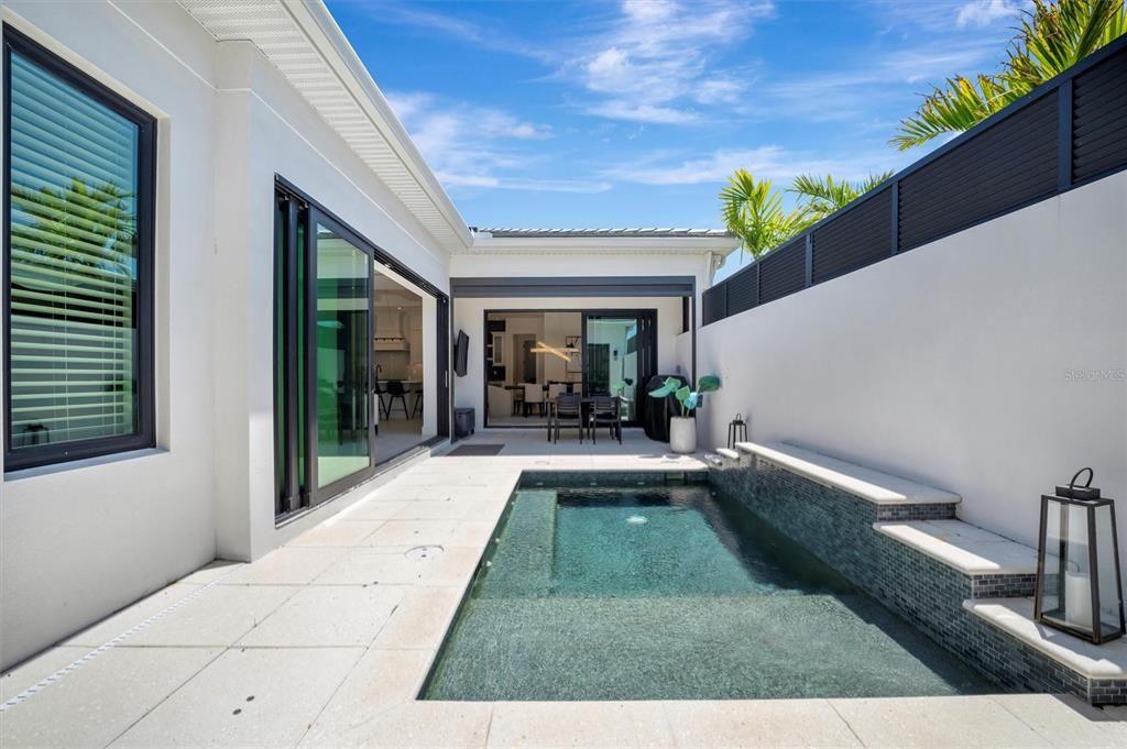 En Renta: $6,500 (3 camas, 2 baños, 2354 Pies cuadrados)