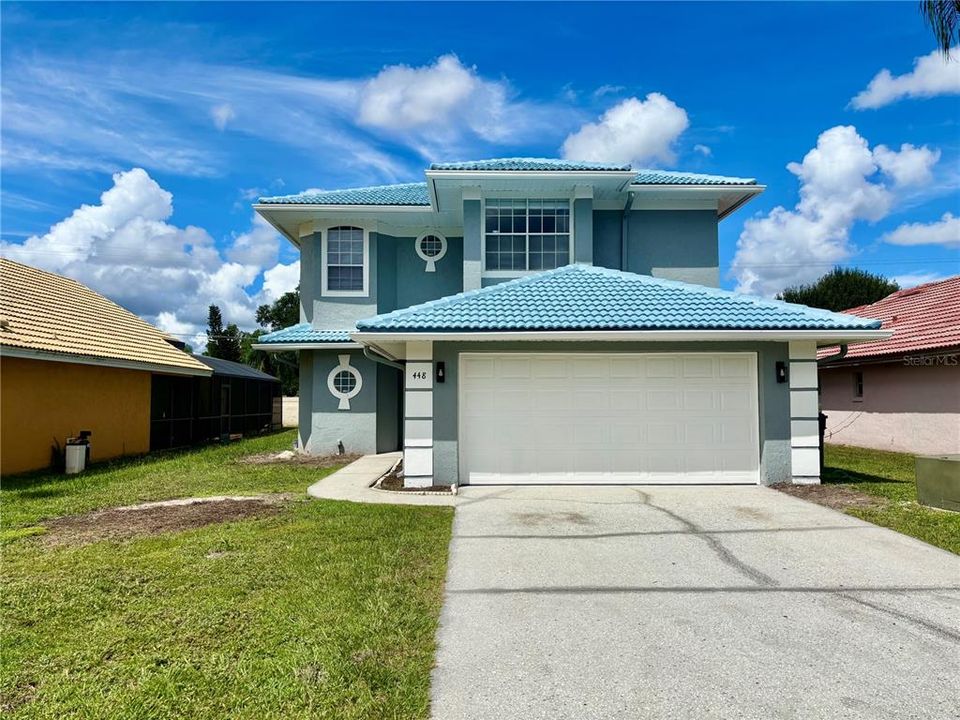 Recently Rented: $2,395 (3 beds, 2 baths, 1934 Square Feet)