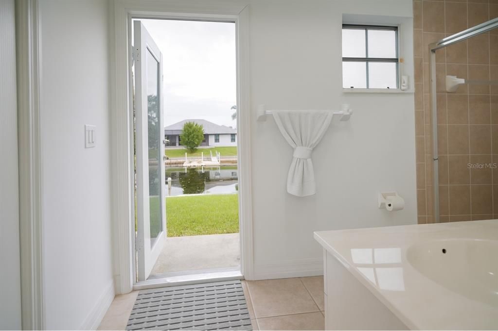 待售: $699,995 (3 贝兹, 2 浴室, 2196 平方英尺)