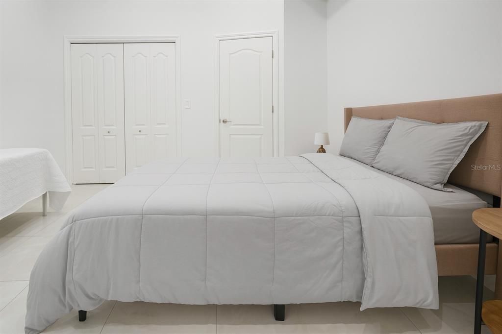 待售: $699,995 (3 贝兹, 2 浴室, 2196 平方英尺)