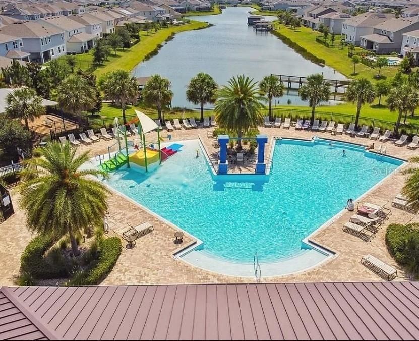 Под контрактом: $625,000 (6 спален, 4 ванн, 3855 Квадратных фут)