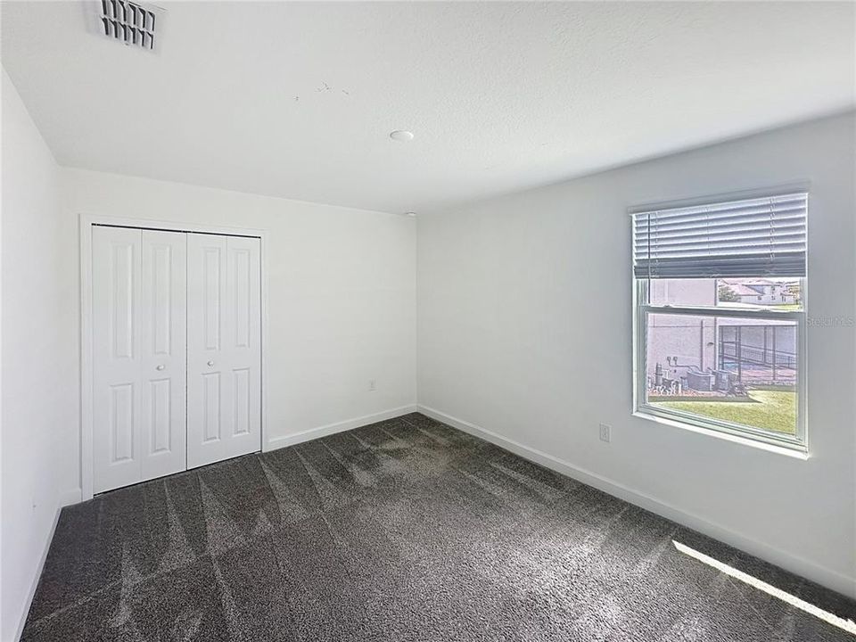 Под контрактом: $625,000 (6 спален, 4 ванн, 3855 Квадратных фут)