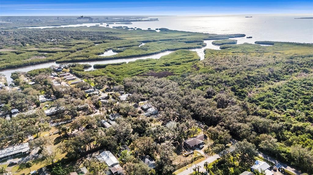 На продажу: $84,900 (0.34 acres)