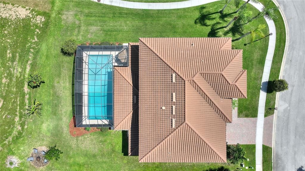 Active With Contract: $745,000 (6 beds, 4 baths, 4322 Square Feet)