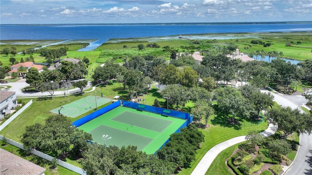 Active With Contract: $745,000 (6 beds, 4 baths, 4322 Square Feet)