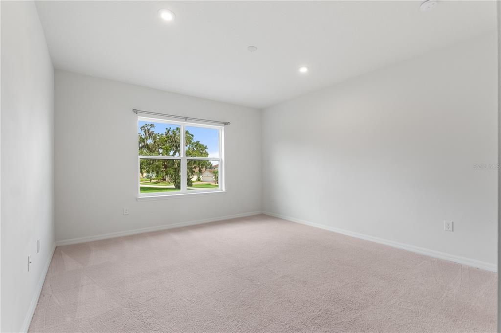 Active With Contract: $745,000 (6 beds, 4 baths, 4322 Square Feet)