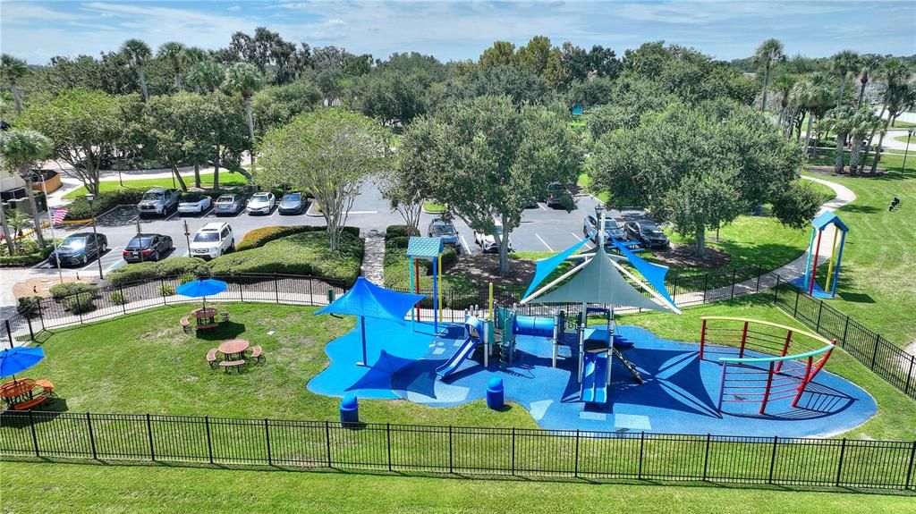 Active With Contract: $745,000 (6 beds, 4 baths, 4322 Square Feet)