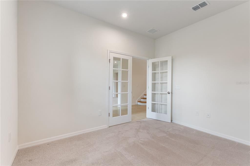 Active With Contract: $745,000 (6 beds, 4 baths, 4322 Square Feet)