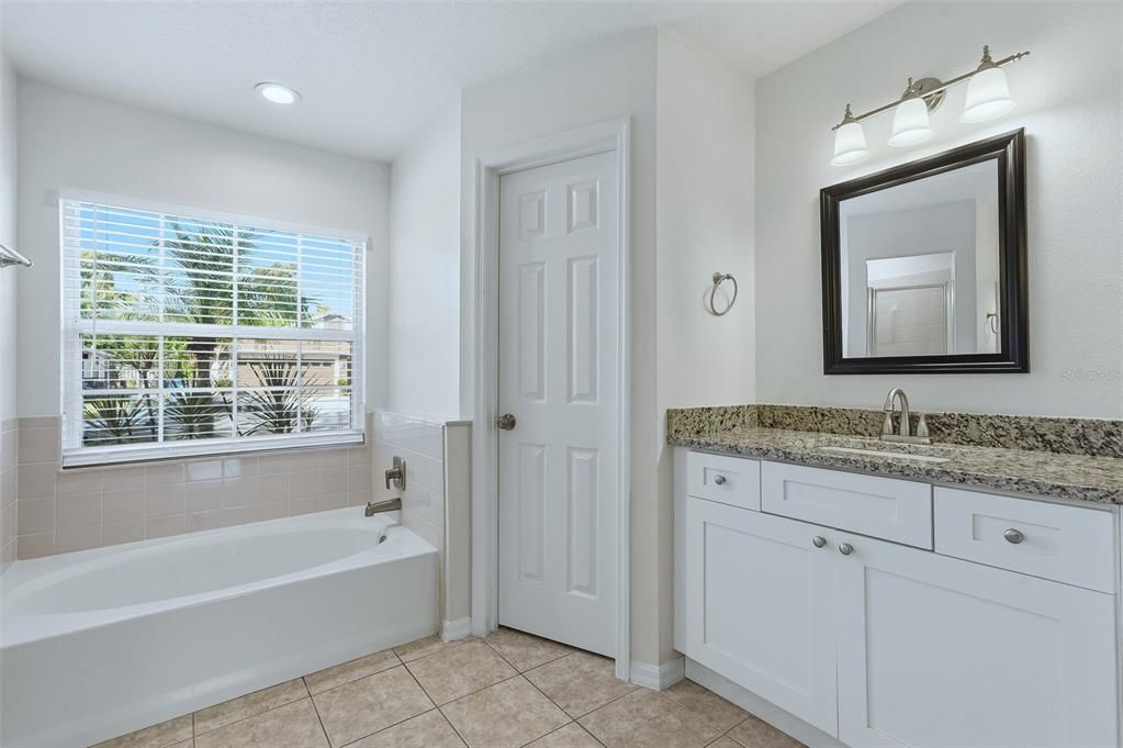 Active With Contract: $379,900 (3 beds, 2 baths, 1398 Square Feet)