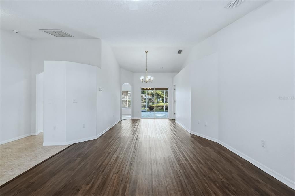 Active With Contract: $379,900 (3 beds, 2 baths, 1398 Square Feet)