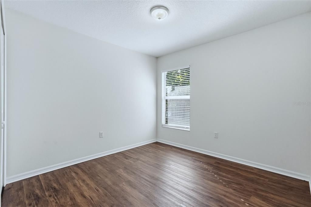 Active With Contract: $379,900 (3 beds, 2 baths, 1398 Square Feet)