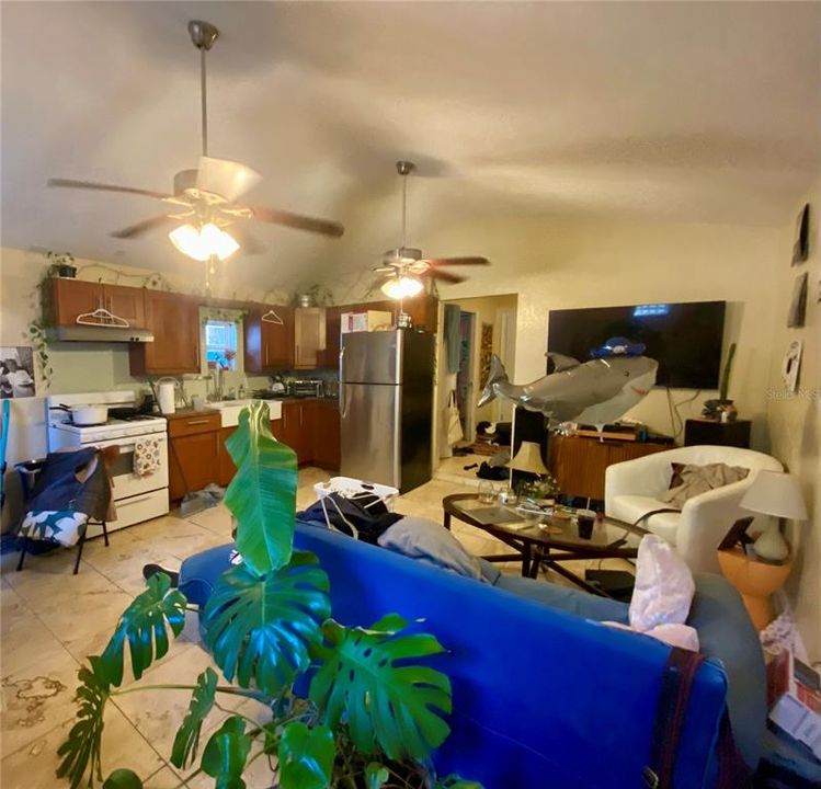 待售: $698,000 (7 贝兹, 0 浴室, 2826 平方英尺)