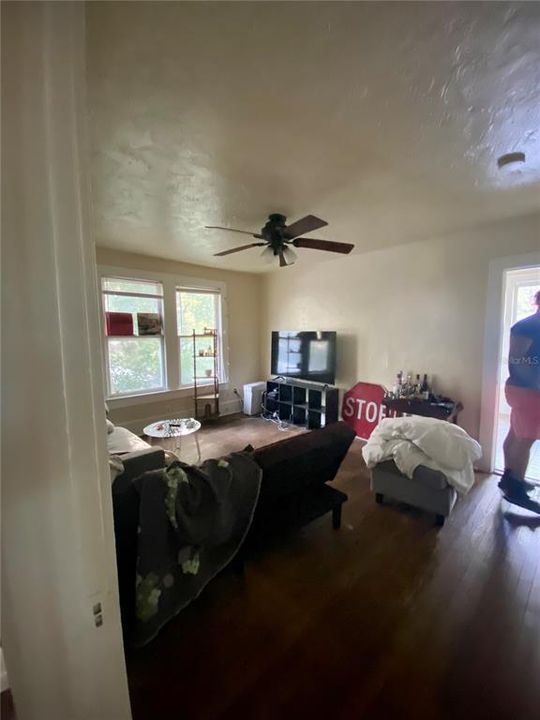 待售: $698,000 (7 贝兹, 0 浴室, 2826 平方英尺)