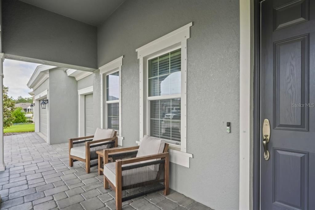 For Sale: $1,300,000 (6 beds, 5 baths, 4672 Square Feet)