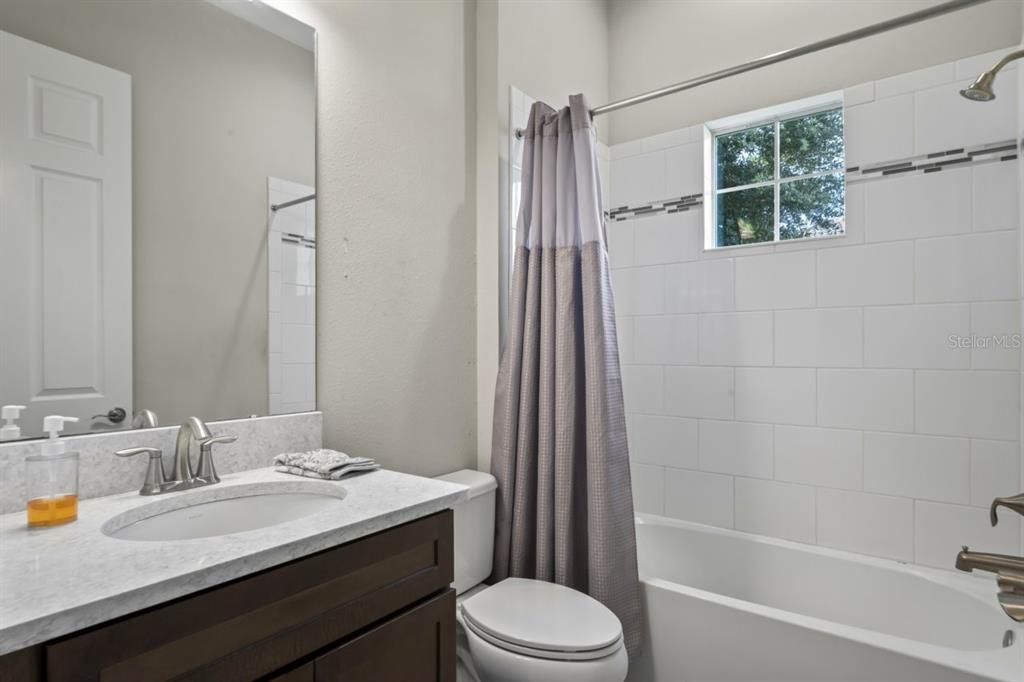 For Sale: $1,300,000 (6 beds, 5 baths, 4672 Square Feet)