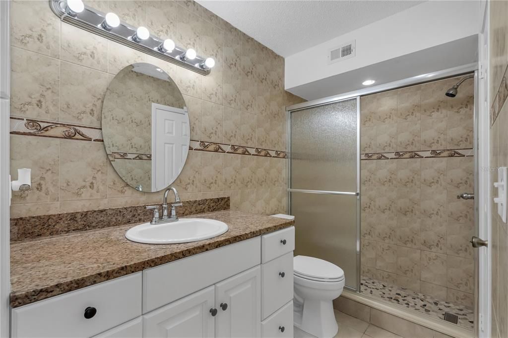 En Venta: $155,000 (2 camas, 1 baños, 870 Pies cuadrados)