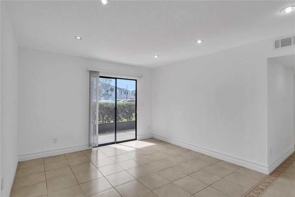 En Venta: $155,000 (2 camas, 1 baños, 870 Pies cuadrados)